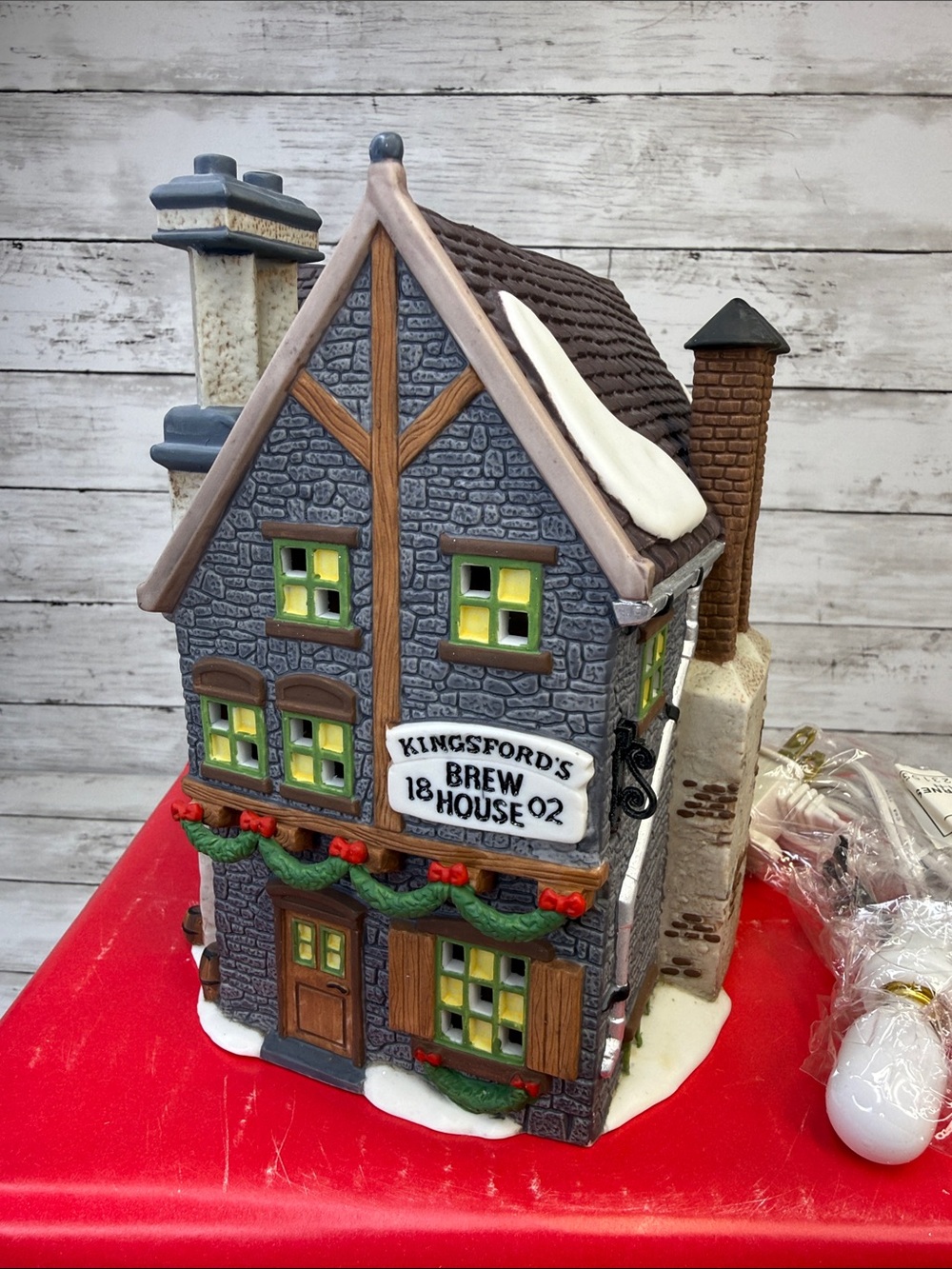 Dept 56 Kingsford’s Brewshouse Dickens Christmas village house